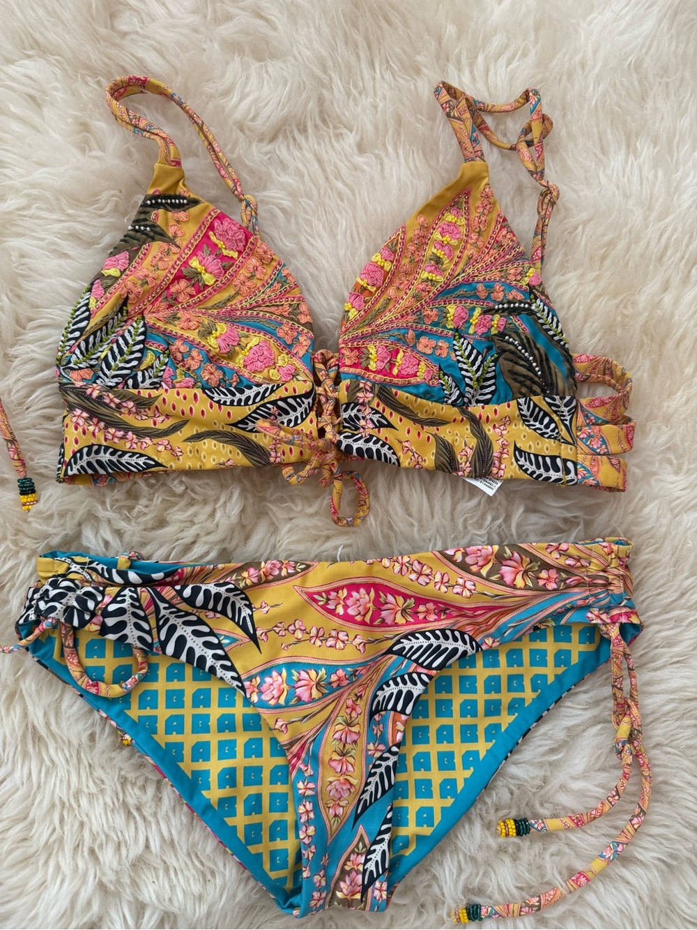 Agua Bendita Yellow Floral Lace-Up Bikini Set with Printed Sarong - Picture 4 of 16